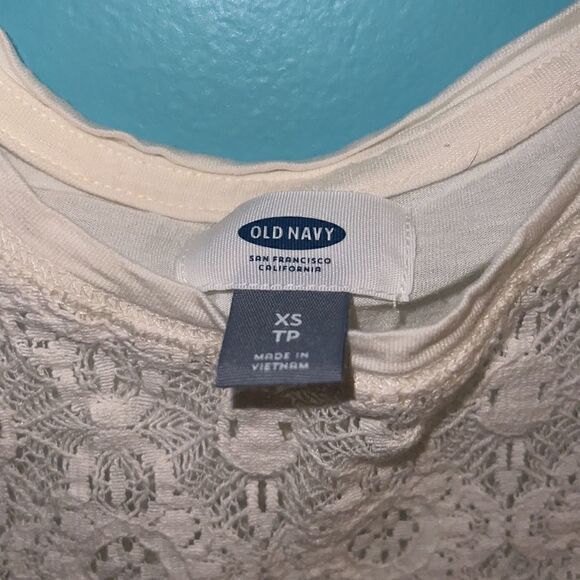 Old Navy lace top   - Picture 2 of 3